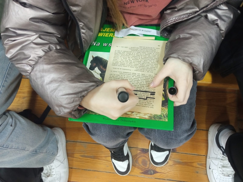 lekcje biblioteczne w miejskiej i powiatowej bibliotece publicznej w dbicy 2 20251217 1118044582