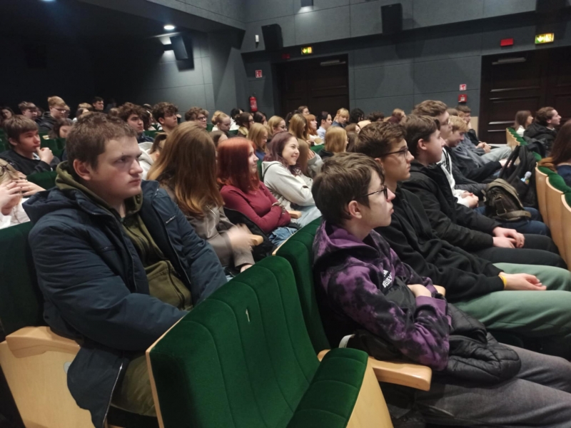lekcje z filmem innowacja pedagogiczna z jzyka polskiego i filozofii wane tematy 3 20250627 1603606113