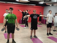 Lekcja wychowania fizycznego na siłowni Xtreme w Dębicy_3